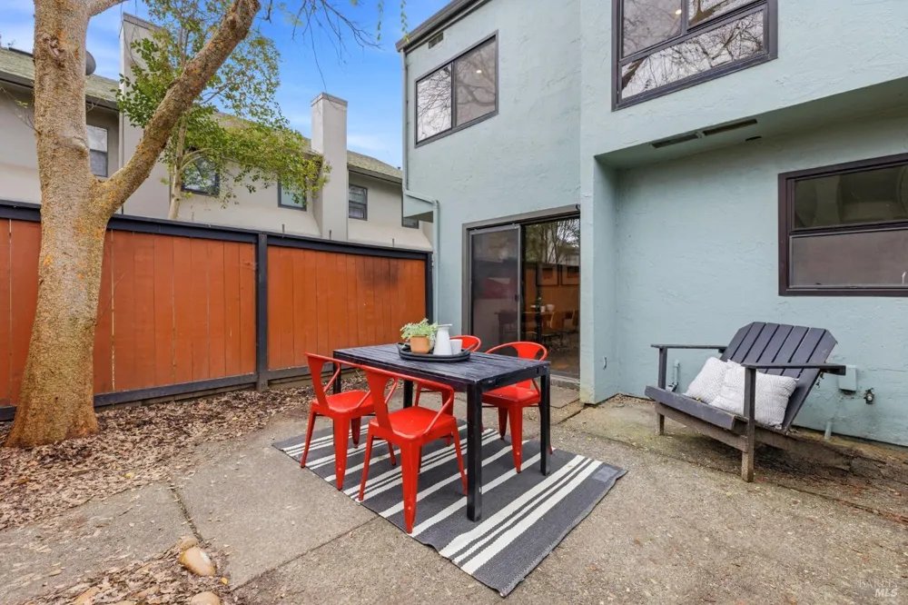 3552 Shelter Creek Drive Napa, CA 94558