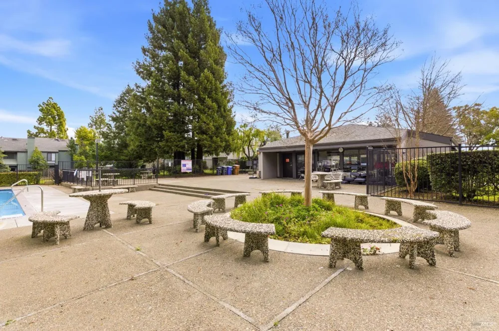 3552 Shelter Creek Drive Napa, CA 94558