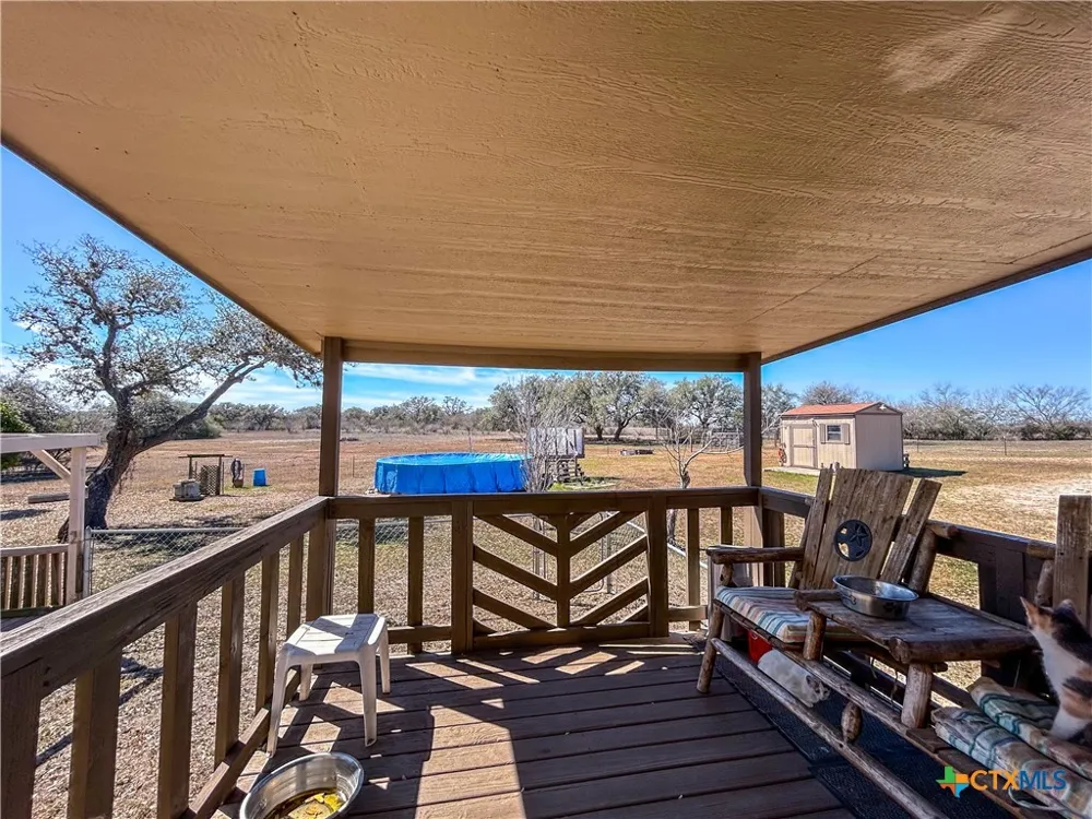 1174 Charco Road Tuleta, TX 78162