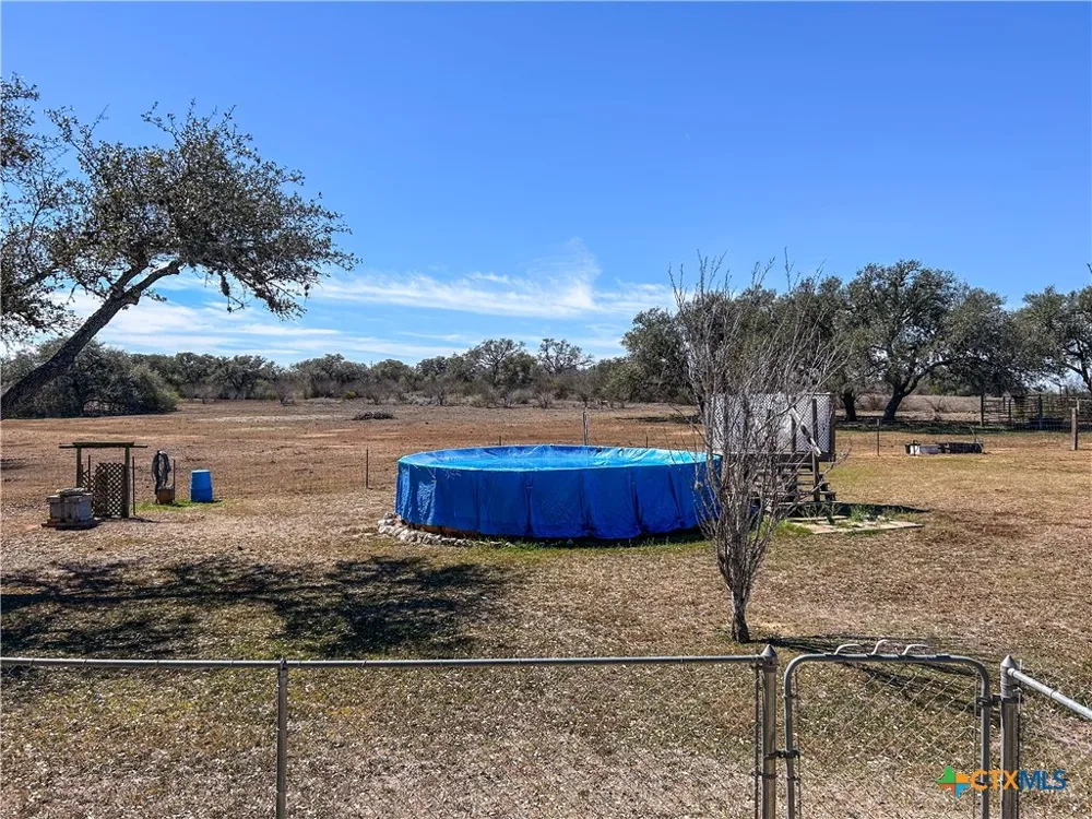 1174 Charco Road Tuleta, TX 78162