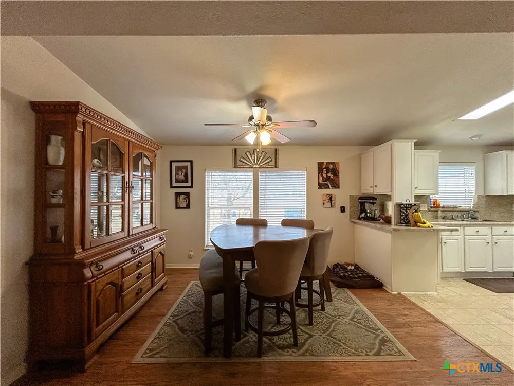 1174 Charco Road Tuleta, TX 78162