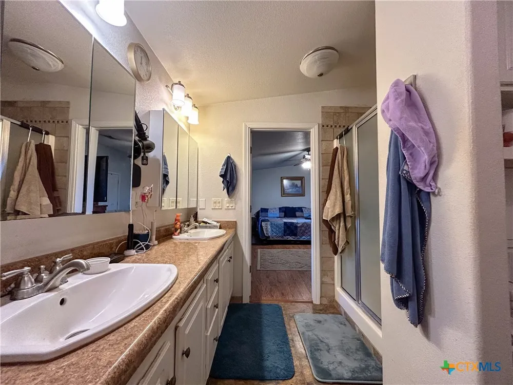 1174 Charco Road Tuleta, TX 78162