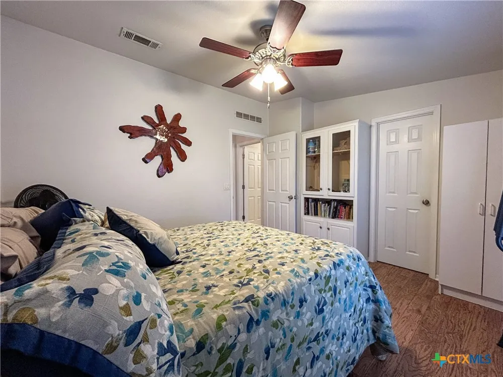 1174 Charco Road Tuleta, TX 78162