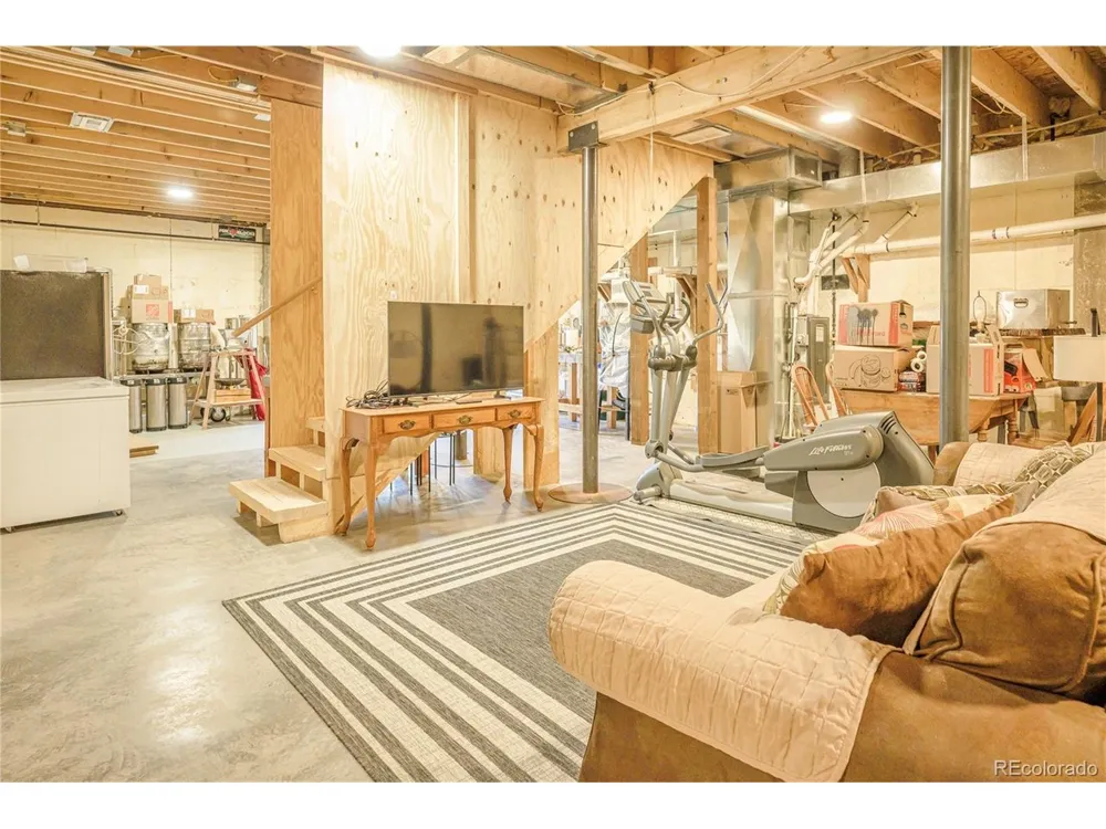 254 Sunset Court Walsenburg, CO 81089