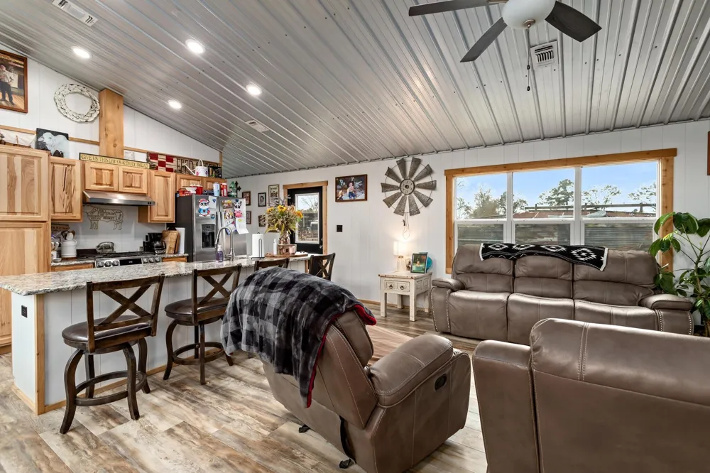 1589 Fm 163 Road Cleveland, TX 77327