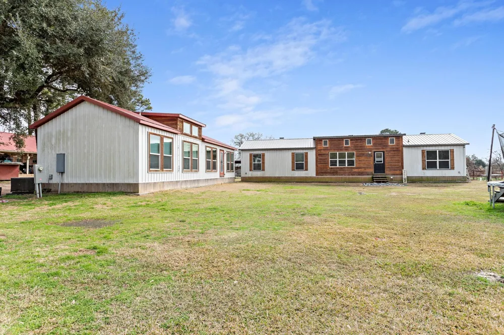 1589 Fm 163 Road Cleveland, TX 77327