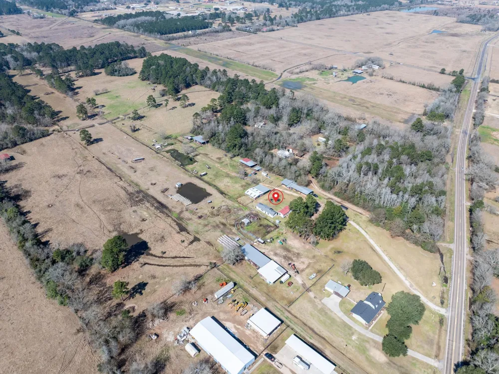 1589 Fm 163 Road Cleveland, TX 77327