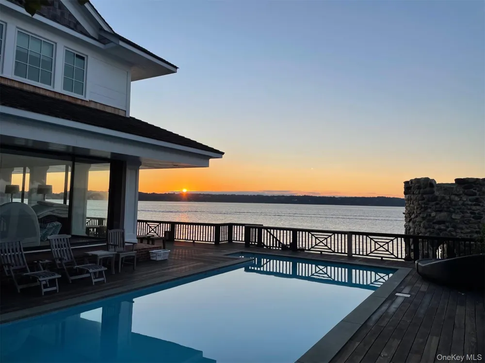 336 Centre Island Road Oyster Bay, NY 11771
