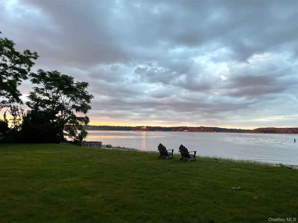 336 Centre Island Road Oyster Bay, NY 11771