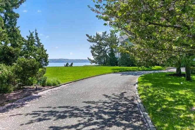 336 Centre Island Road Oyster Bay, NY 11771