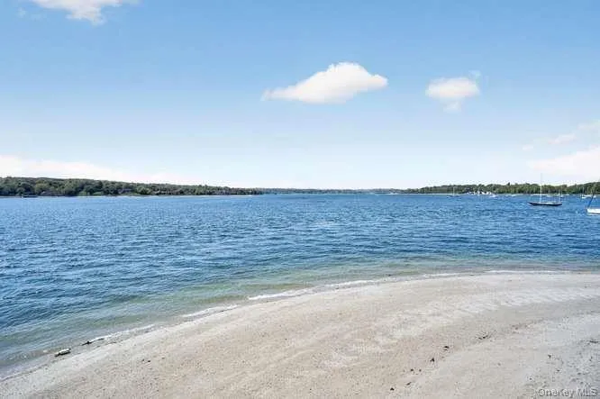 336 Centre Island Road Oyster Bay, NY 11771