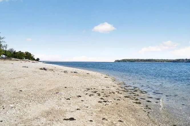 336 Centre Island Road Oyster Bay, NY 11771