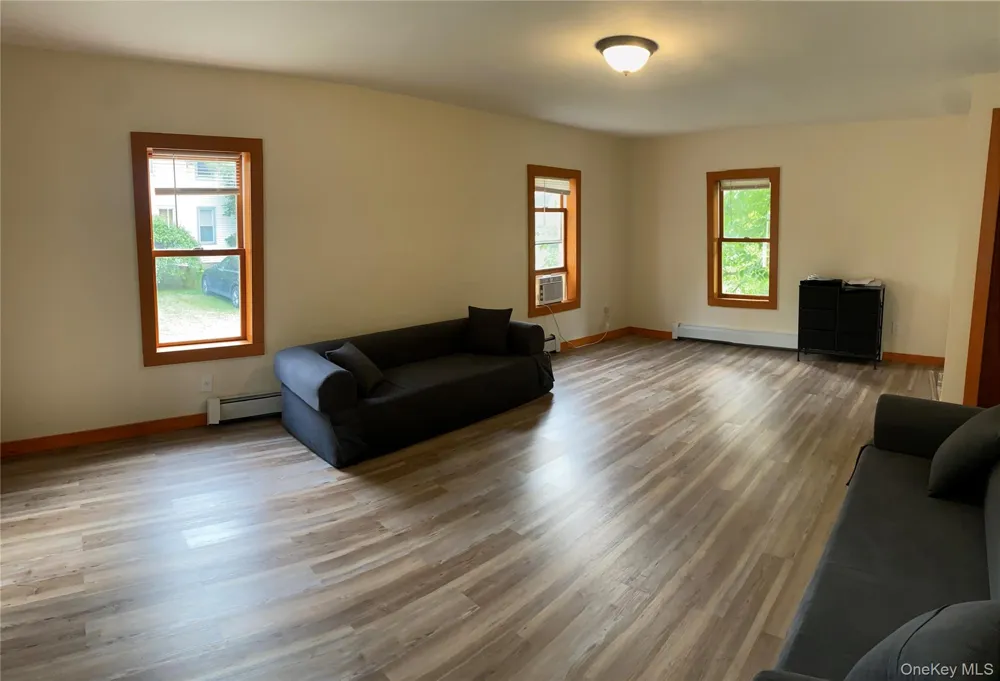63 Park Lane Tannersville, NY 12485