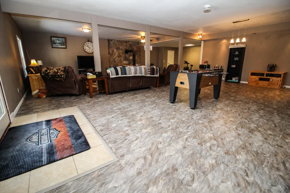 17700 Brad Lane Lockport Township, MI 49093