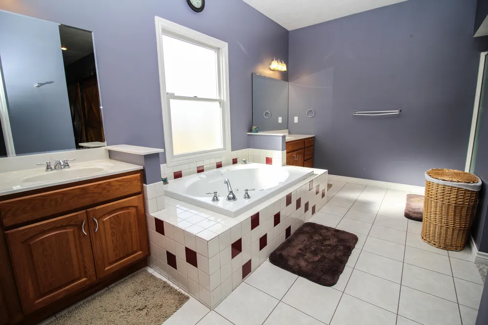 17700 Brad Lane Lockport Township, MI 49093