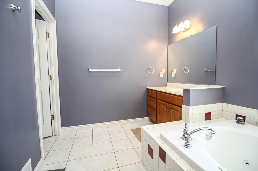 17700 Brad Lane Lockport Township, MI 49093