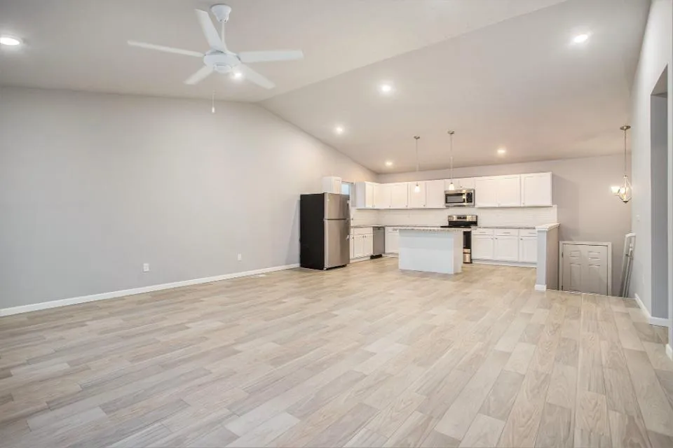 2098 Kristin Court Muskegon Charter Township, MI 49442