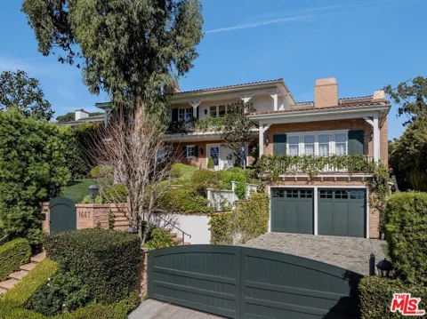 1667 Amalfi Drive