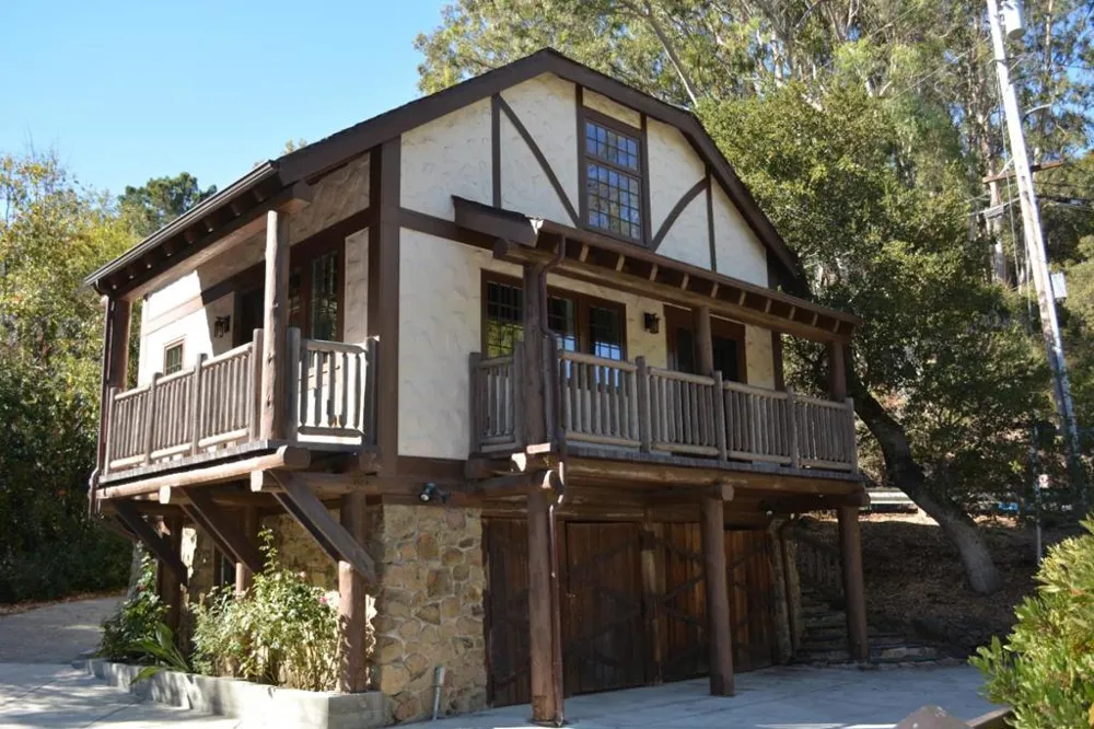 3035 Canyon Road Burlingame, CA 94010