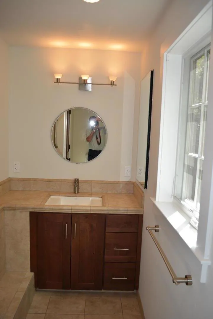 3035 Canyon Road Burlingame, CA 94010