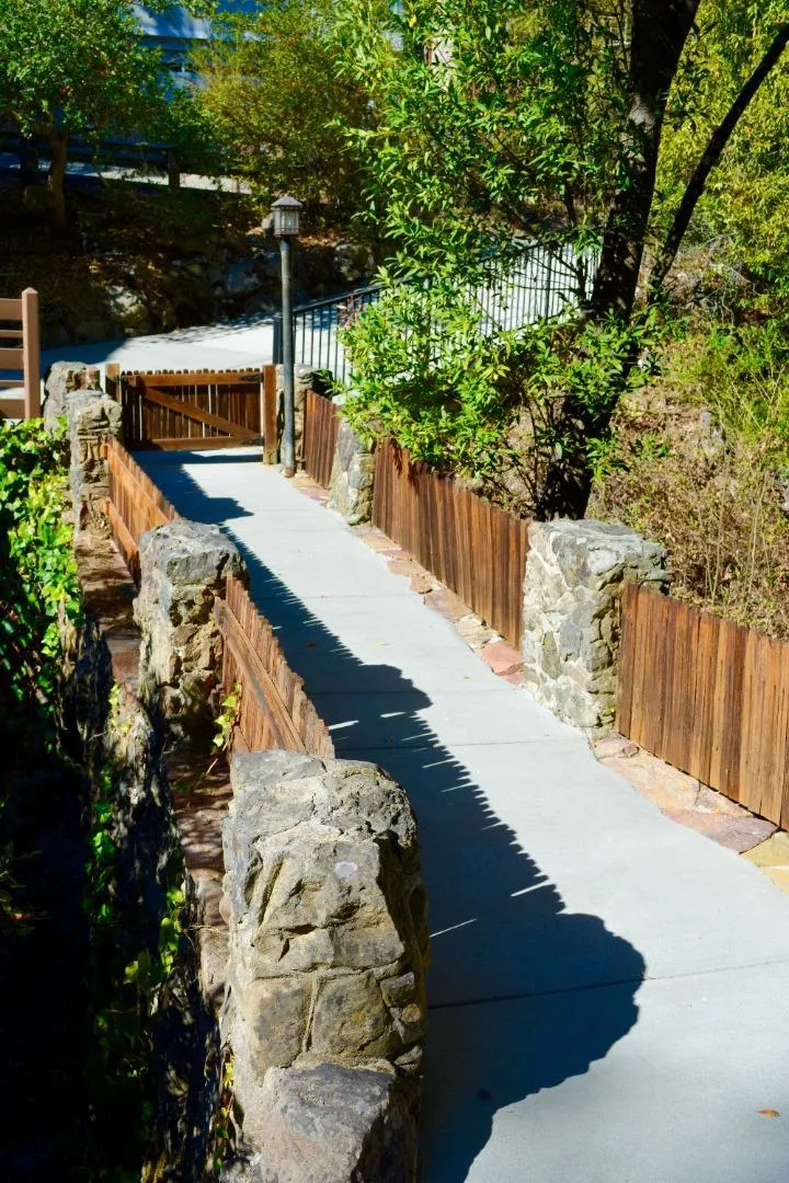 3035 Canyon Road Burlingame, CA 94010