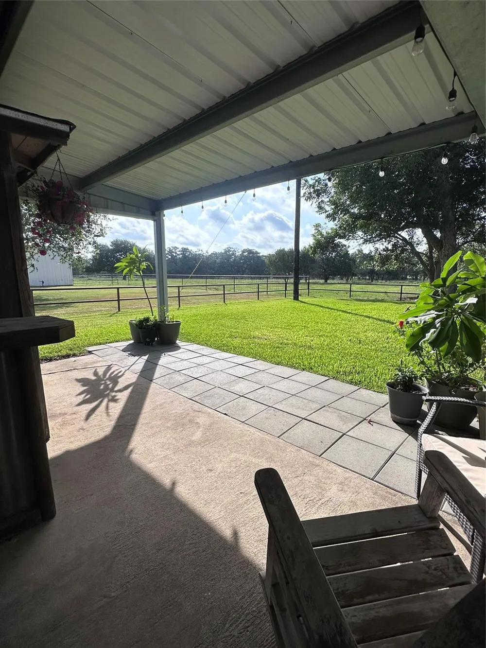 8652 State Highway 111 E Yoakum, TX 77995
