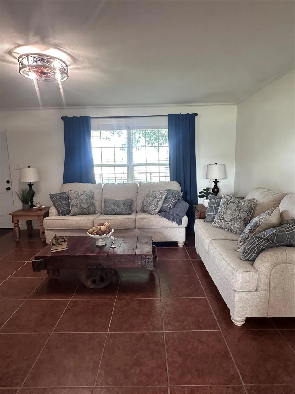 8652 State Highway 111 E Yoakum, TX 77995