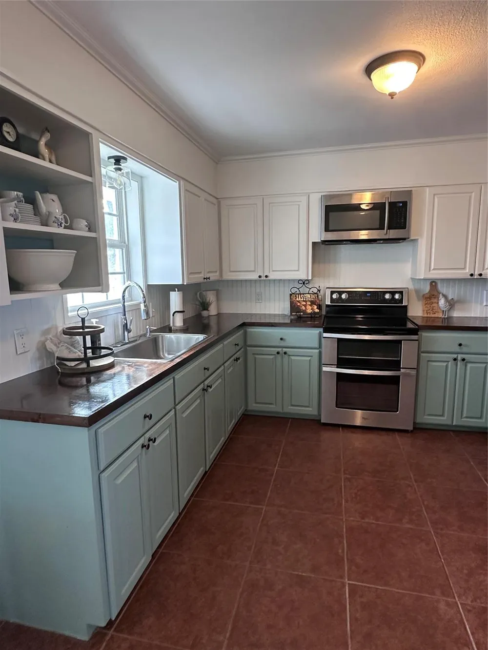 8652 State Highway 111 E Yoakum, TX 77995