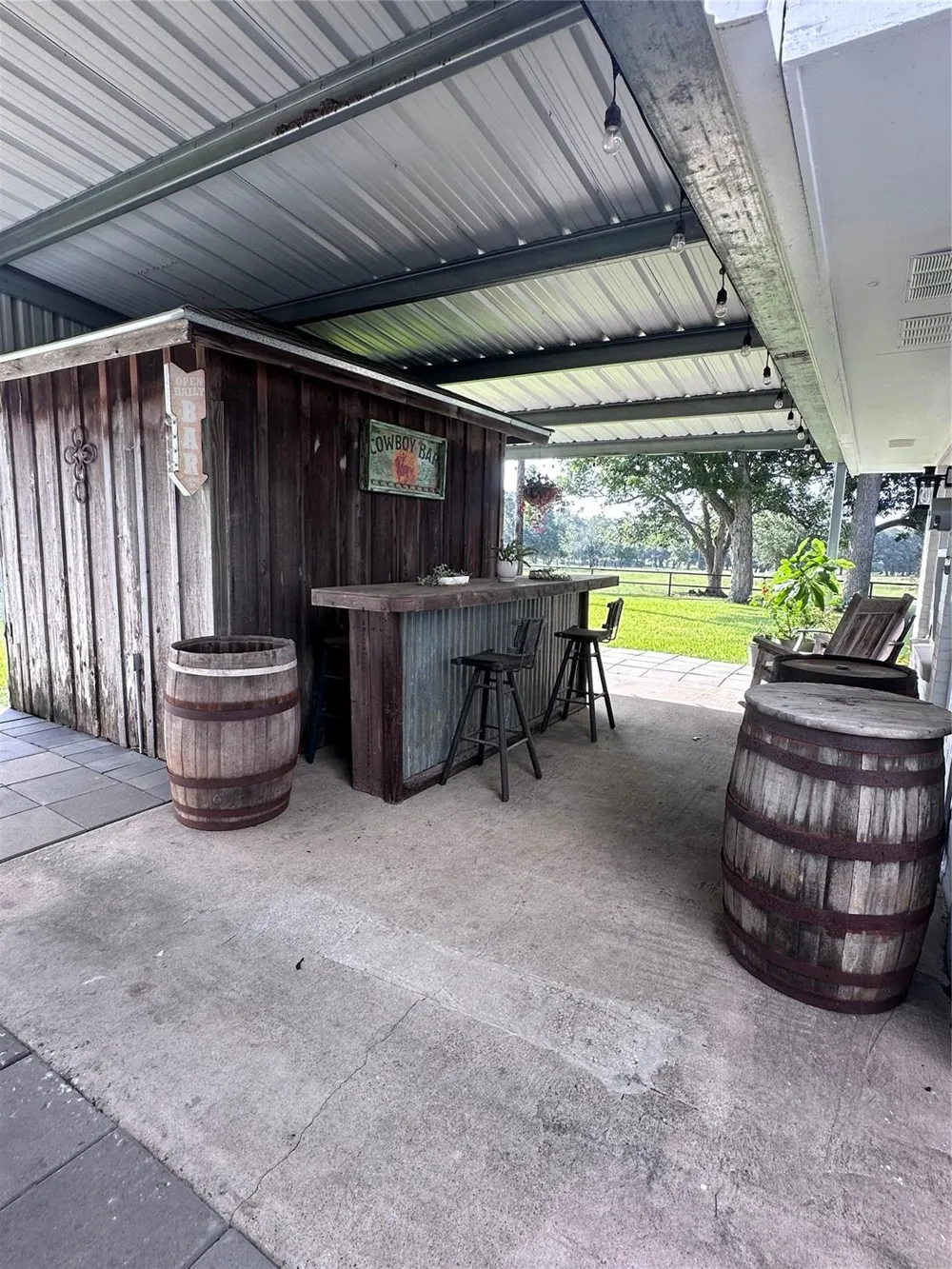 8652 State Highway 111 E Yoakum, TX 77995
