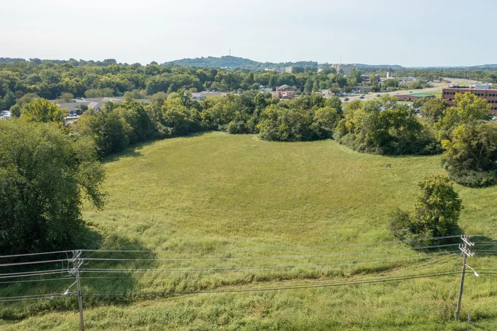 1 Hampshire Pike Columbia, TN 38401