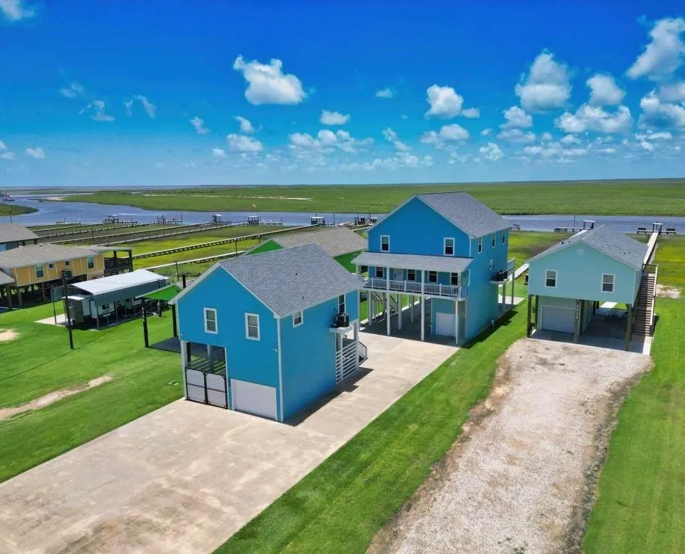 2028 County Road 201 Sargent, TX 77414