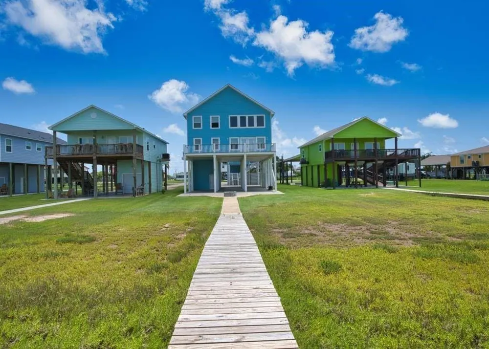 2028 County Road 201 Sargent, TX 77414