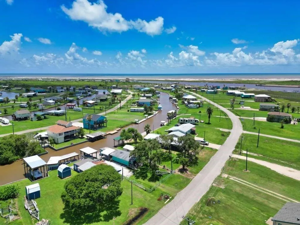 2028 County Road 201 Sargent, TX 77414