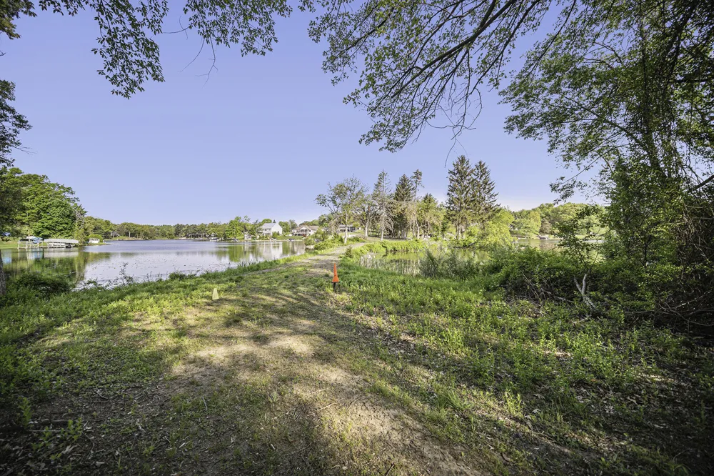 11248 Lemott Circle Jerome, MI 49249