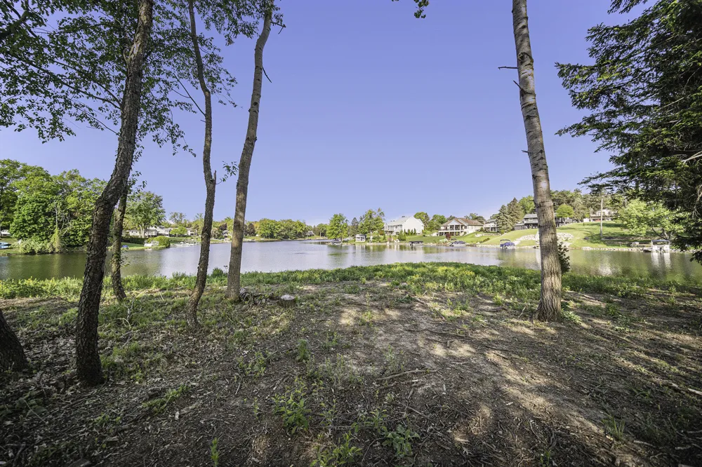 11248 Lemott Circle Jerome, MI 49249
