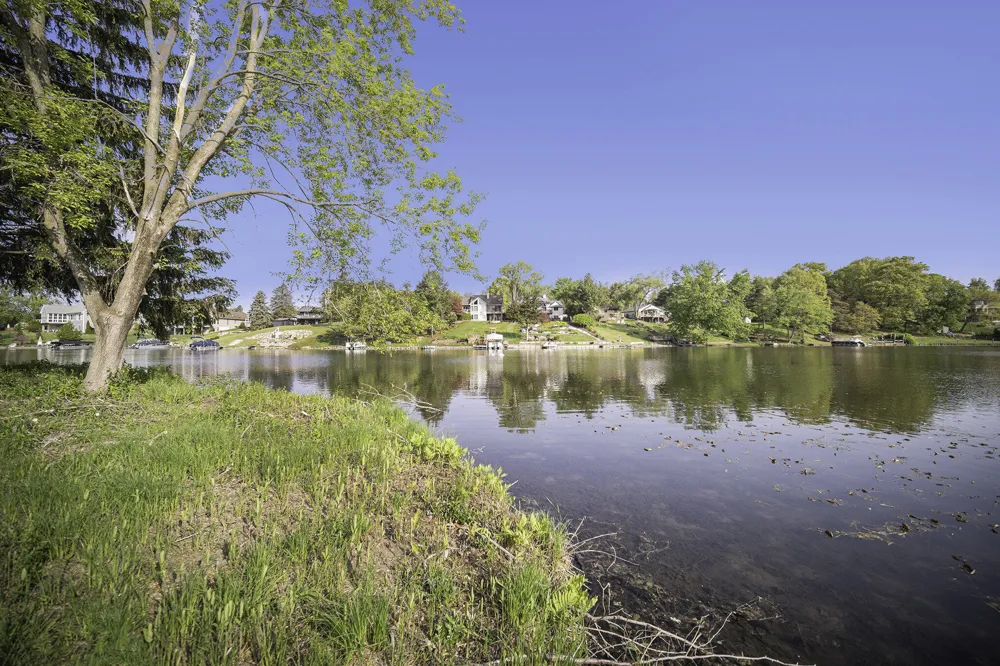 11248 Lemott Circle Jerome, MI 49249