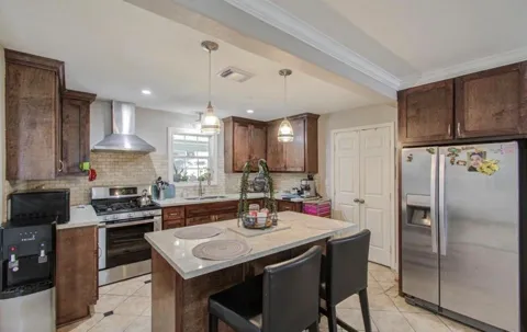 5423 Shady Creek Drive