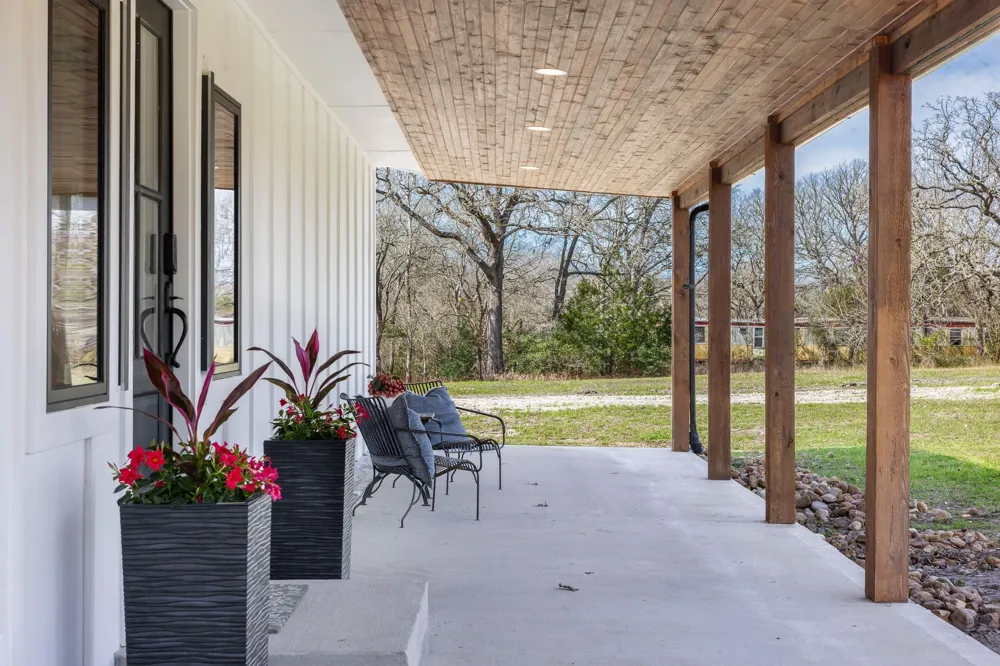 4399 Silentwood Lane Anderson, TX 77830