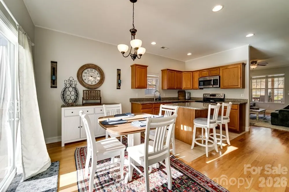 990 Hornet Drive Whittier, NC 28789