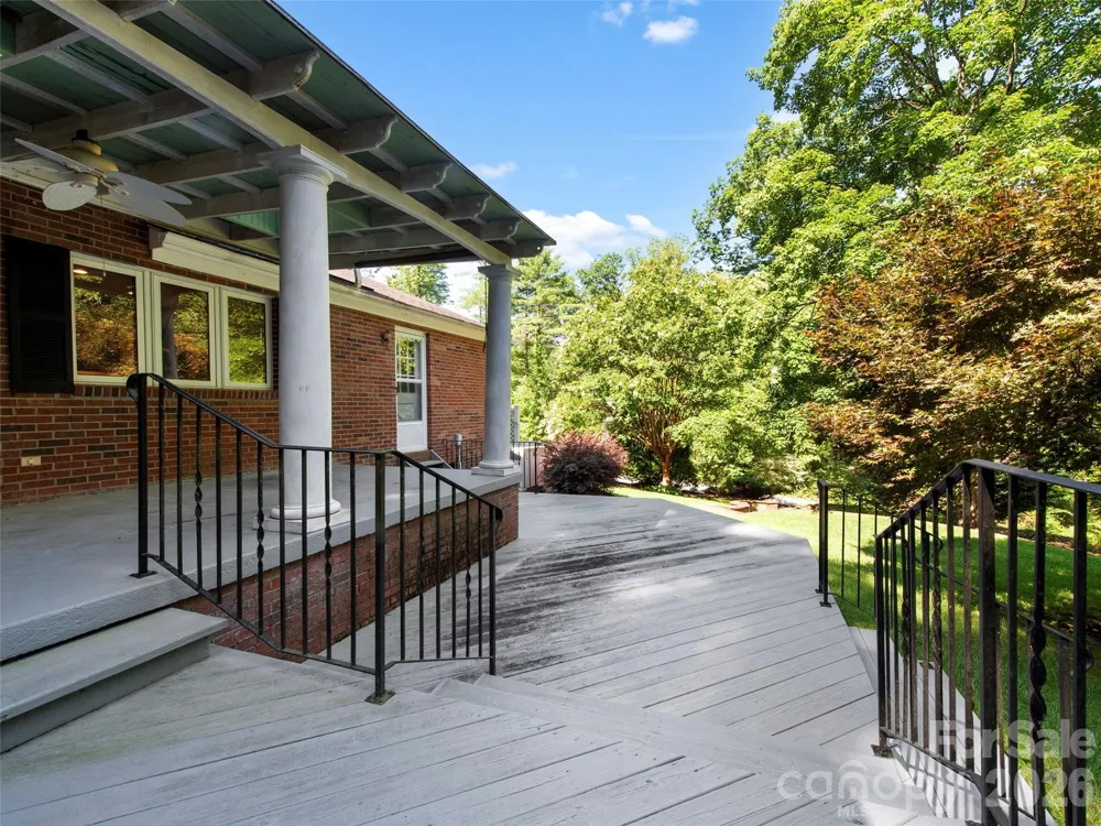 110 Glengary Drive Flat Rock, NC 28731