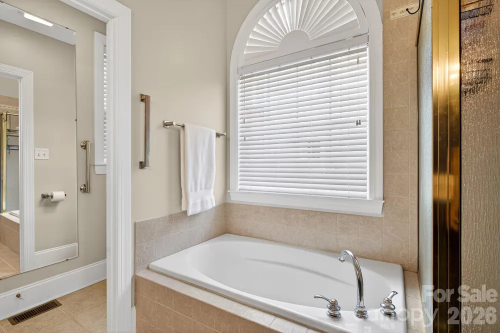 103 Trumpet Lane Asheville, NC 28803