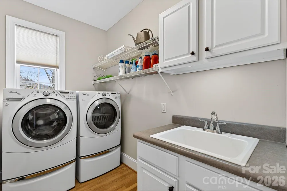 103 Trumpet Lane Asheville, NC 28803