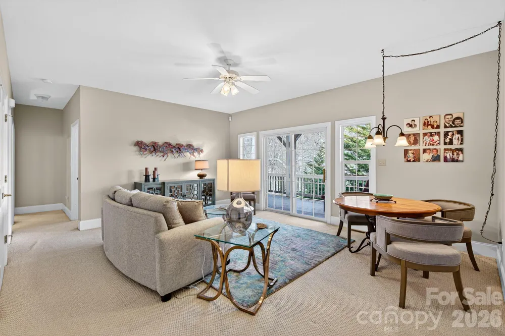 103 Trumpet Lane Asheville, NC 28803