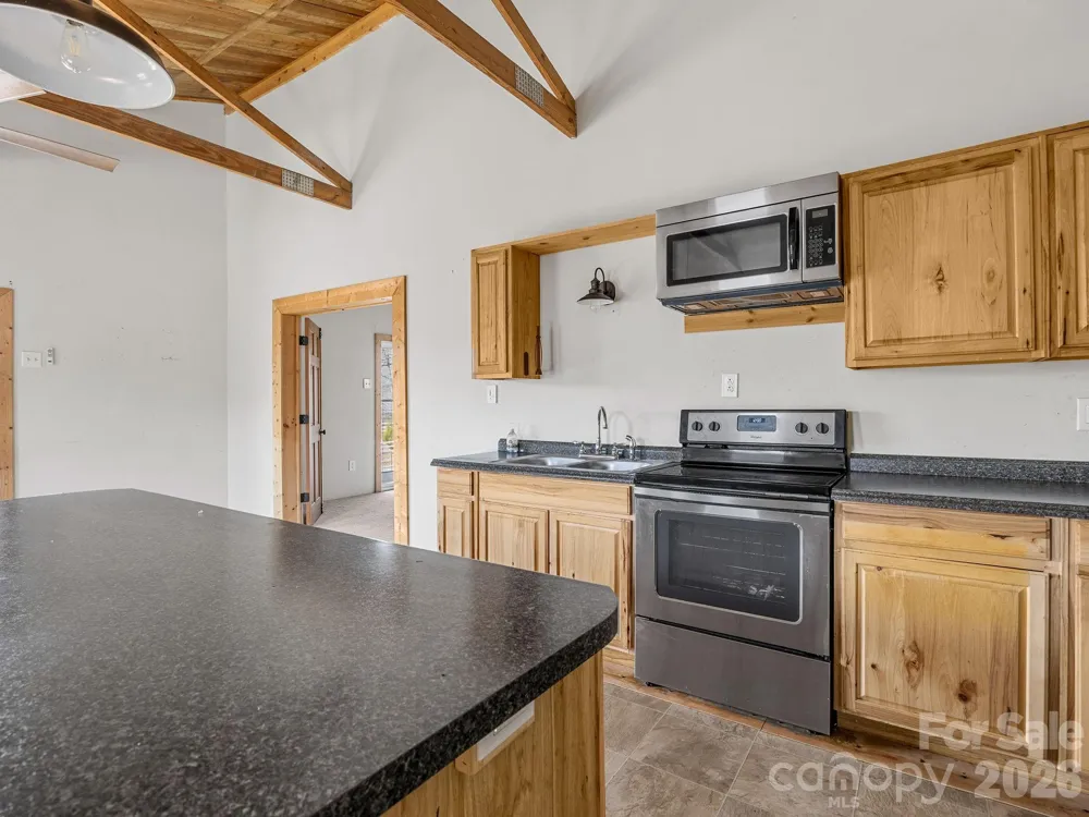 1487 Hayes Road Columbus, NC 28722