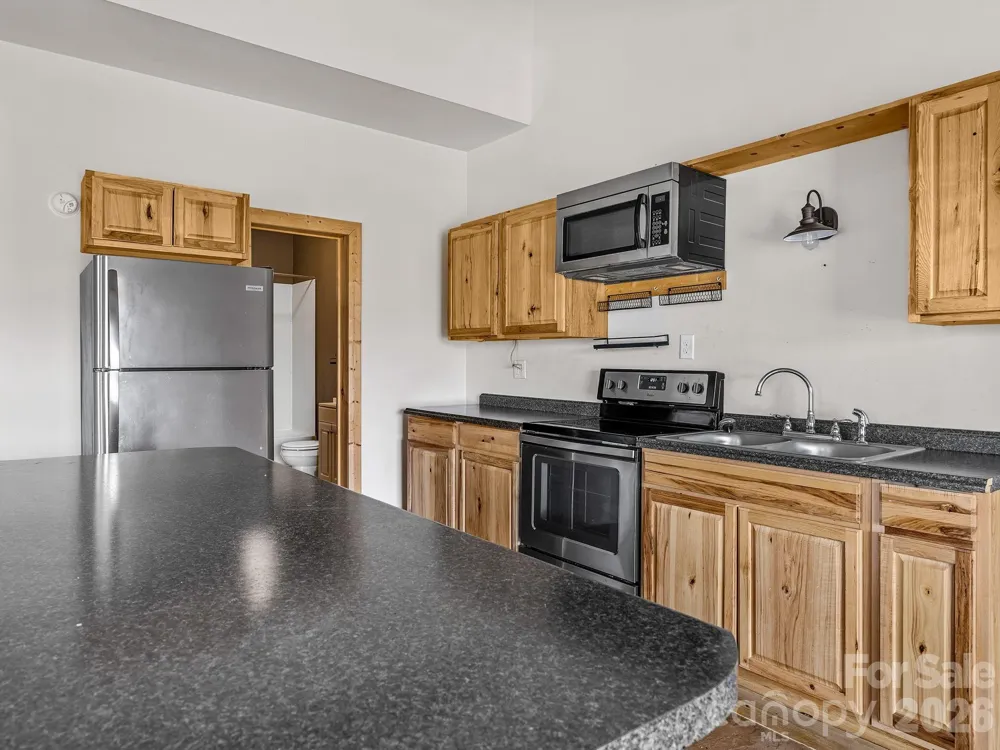1487 Hayes Road Columbus, NC 28722