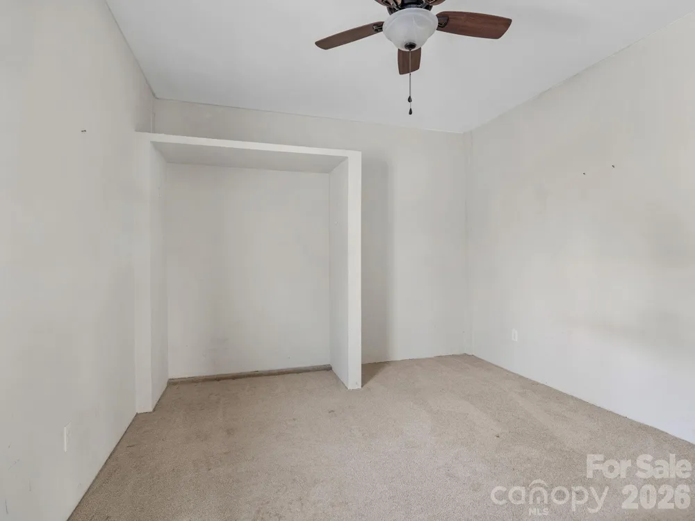 1487 Hayes Road Columbus, NC 28722
