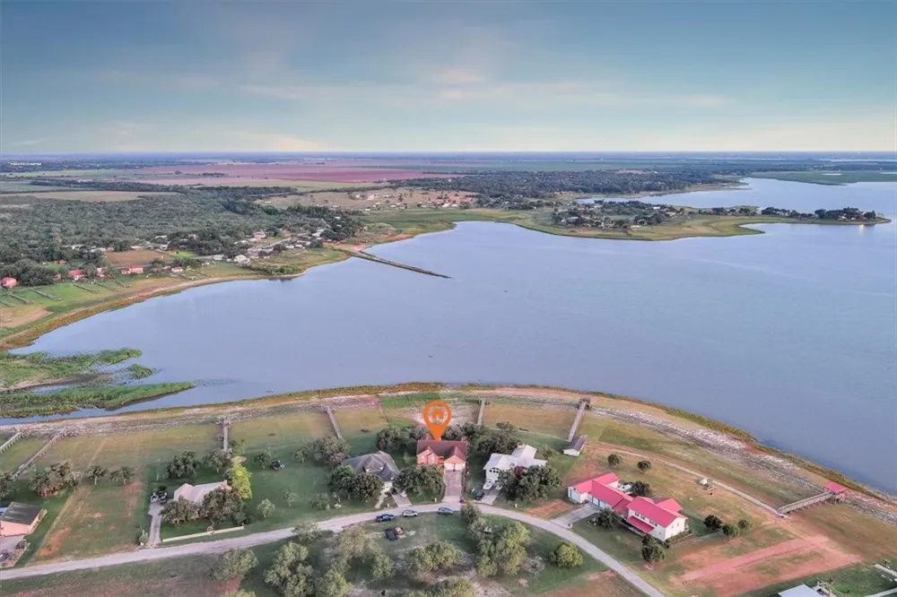 24475 La Ponderosa Mathis, TX 78368