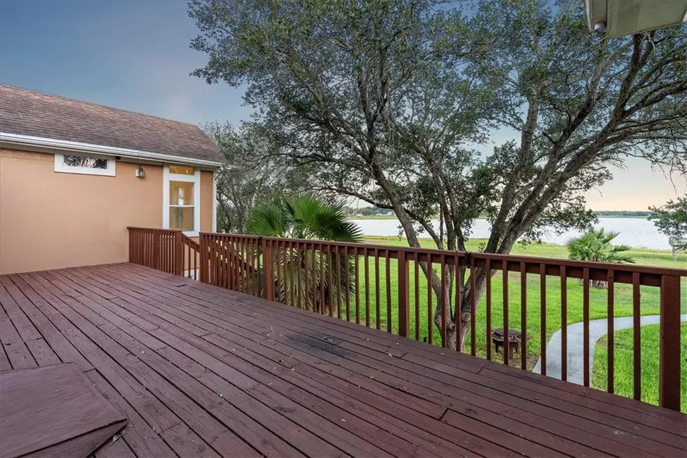 24475 La Ponderosa Mathis, TX 78368