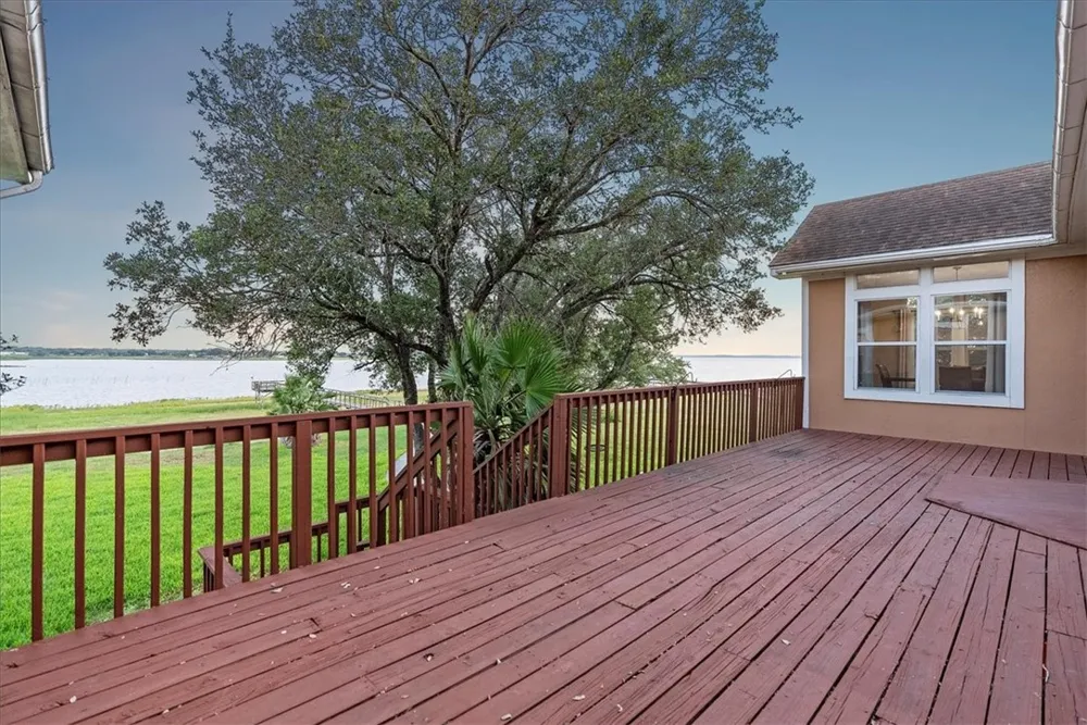 24475 La Ponderosa Mathis, TX 78368