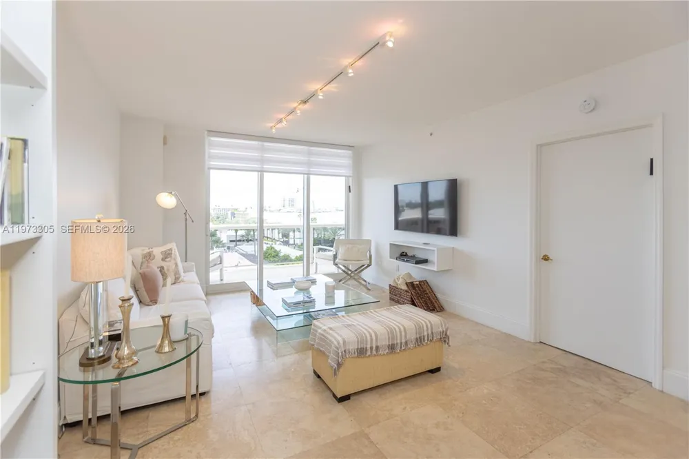9595 Collins Ave #N6-F Surfside, FL 33154